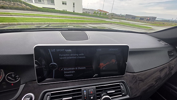 BMW 528i 30 of 30