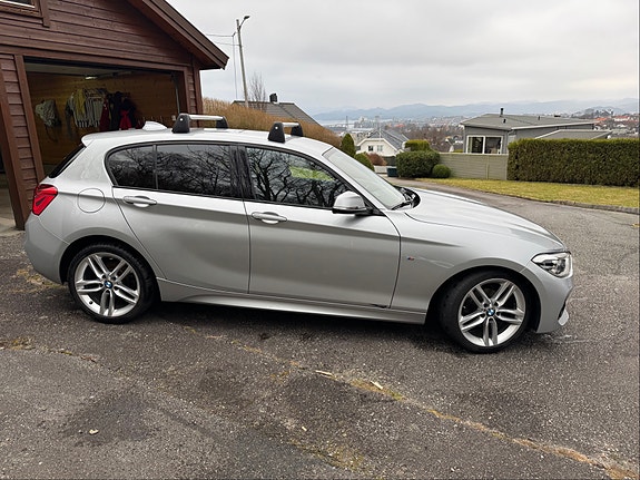 BMW 118i 3 of 17