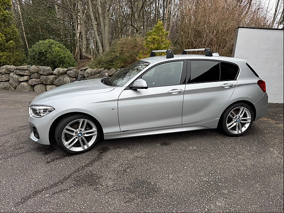 BMW 118i 4 of 17