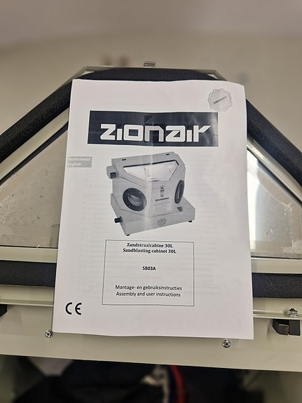 Product image 3 of 3