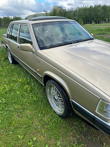 Volvo 760 3 of 9