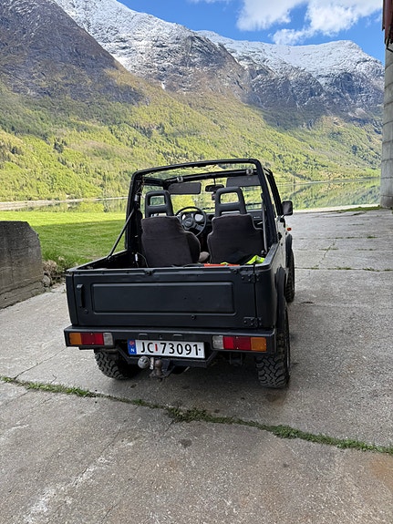 Suzuki SJ 410 7 of 25