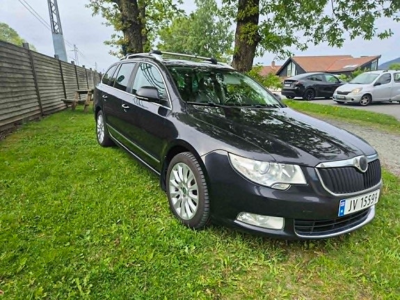 Skoda Superb 4 of 5