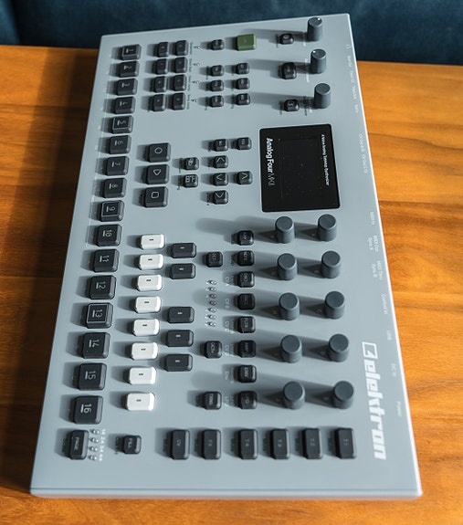 Product image 2 of 6