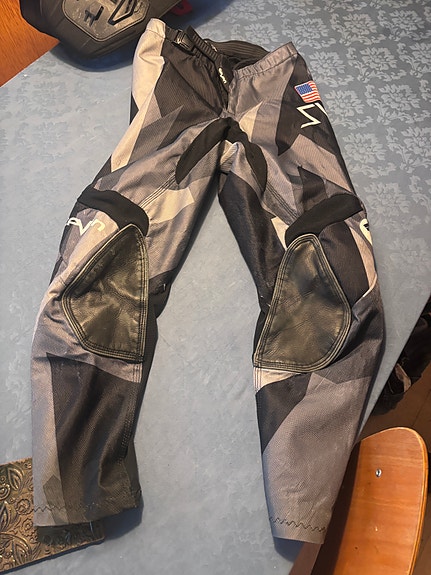 Product image 9 of 9