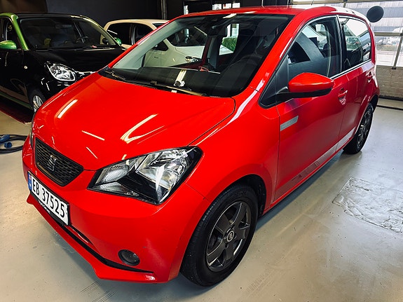 Seat Mii 2 of 5