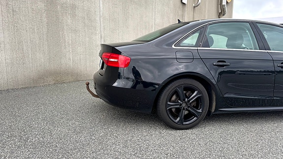 Audi A4 4 of 16