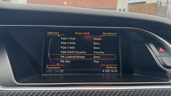 Audi A4 13 of 16