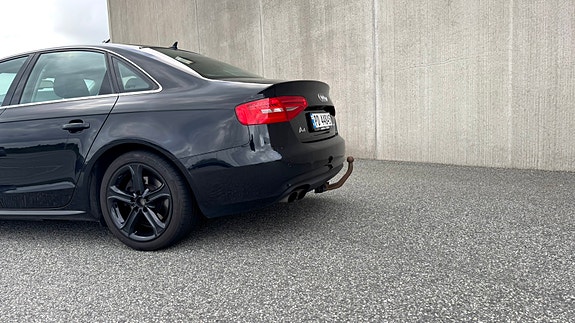 Audi A4 8 of 16