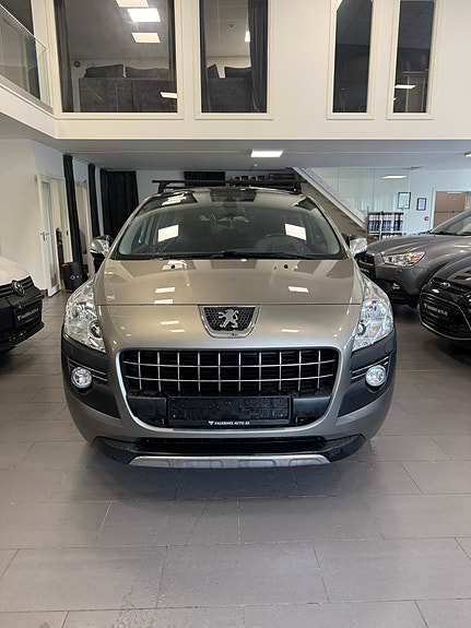 Peugeot 3008 2 of 16
