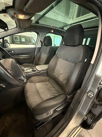 Peugeot 3008 7 of 16
