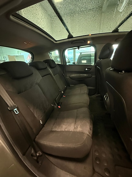 Peugeot 3008 13 of 16