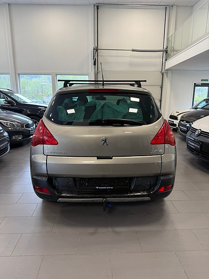 Peugeot 3008 5 of 16