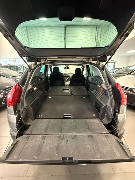 Peugeot 3008 12 of 16