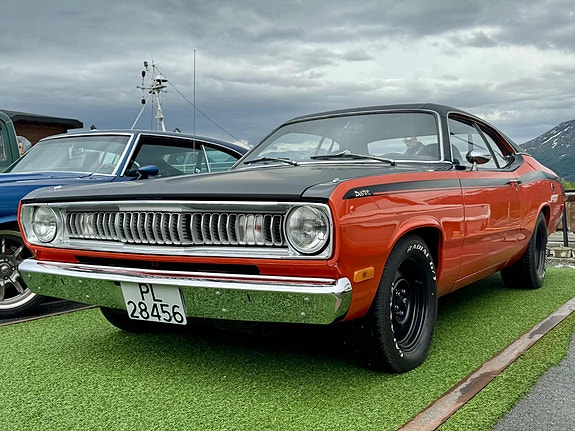 Plymouth Duster 17 of 18