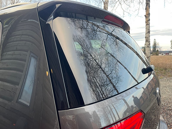 Volkswagen Touran 8 of 30