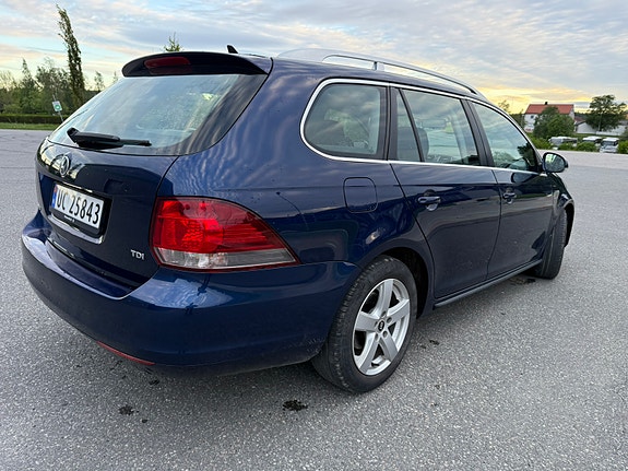 Volkswagen Golf VI 6 of 30