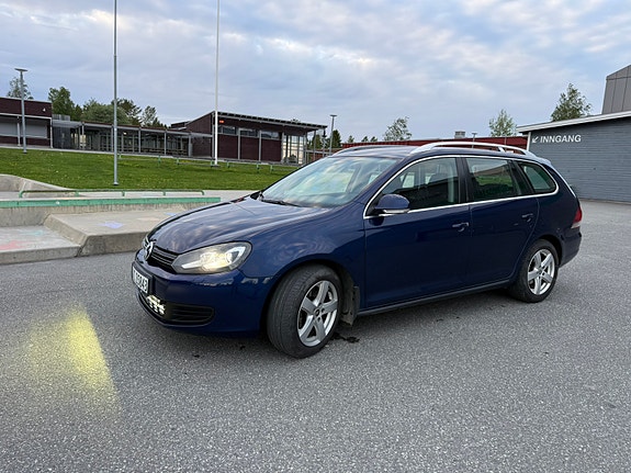Volkswagen Golf VI 12 of 30