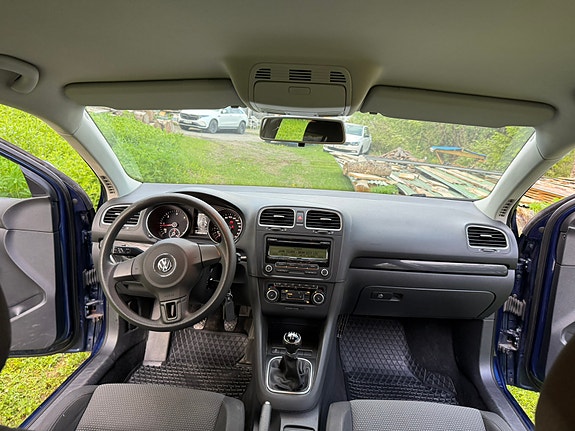 Volkswagen Golf VI 24 of 30