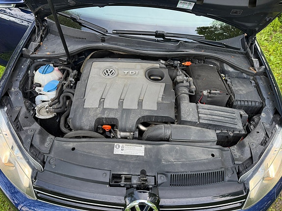 Volkswagen Golf VI 13 of 30