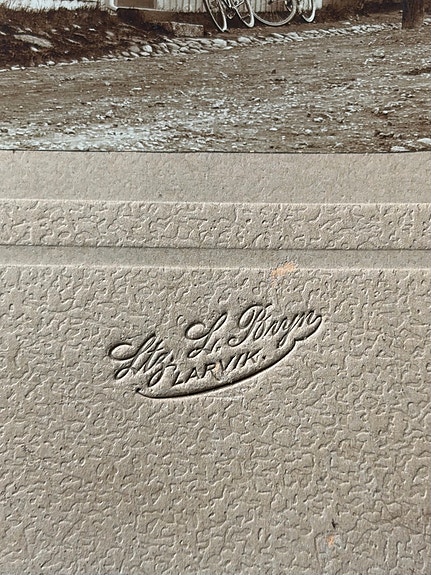 Product image 2 of 9