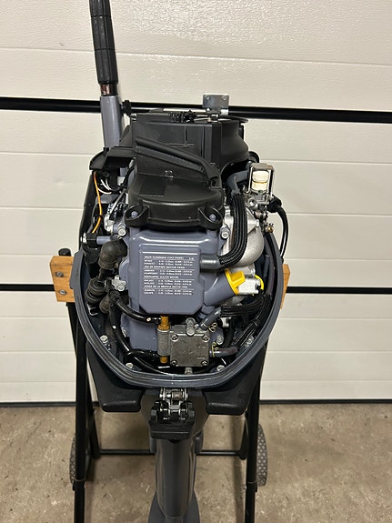 Yamaha F9.9 Sport lang stamme 2016 m/Rorkult kit for fjernstyring kan medfølge 8 of 8