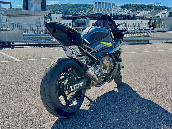 BMW S 1000 RR 15 of 25