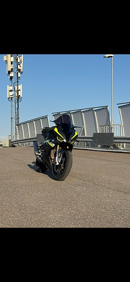 BMW S 1000 RR 3 of 25