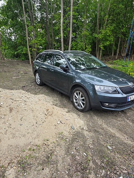 Skoda Octavia 4 of 5