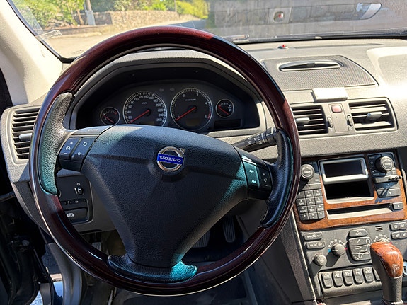 Volvo XC90 5 of 5