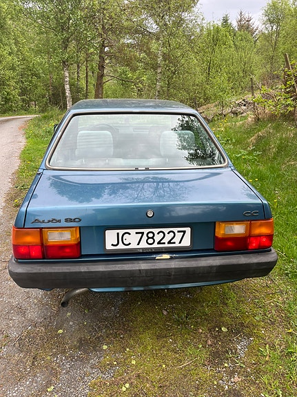 Audi 80 3 of 5