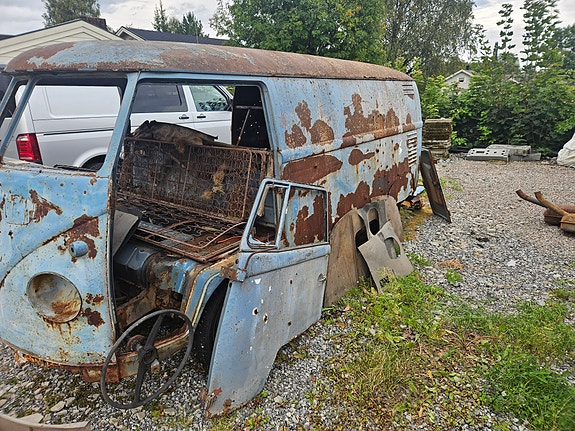 Volkswagen Transporter 15 of 22