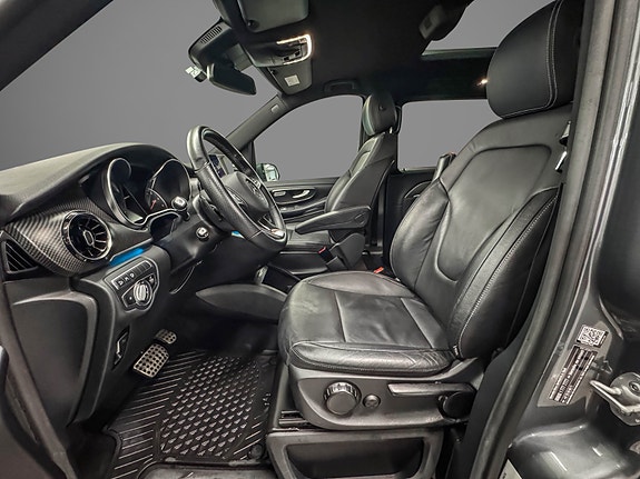 Mercedes-Benz V300 d 10 of 24