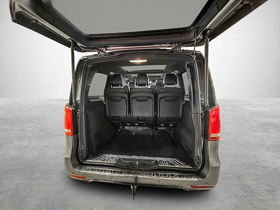 Mercedes-Benz V300 d 19 of 24