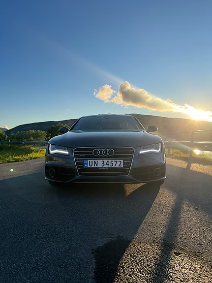 Audi A7 2 of 5