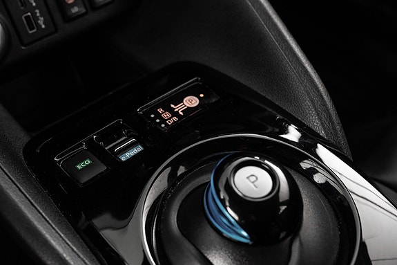 Nissan Leaf 15 of 25
