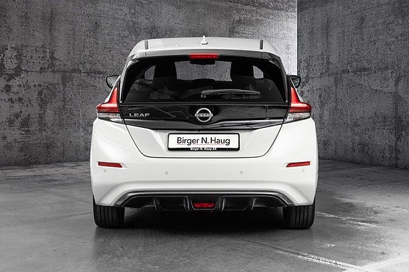 Nissan Leaf 8 of 25