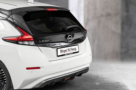 Nissan Leaf 7 of 25