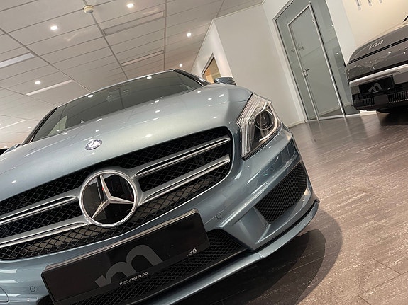 Mercedes-Benz A180 5 of 5