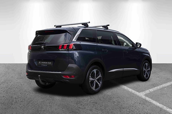 Peugeot 5008 5 of 5