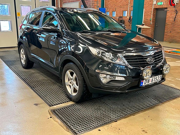 Kia Sportage 2 of 5