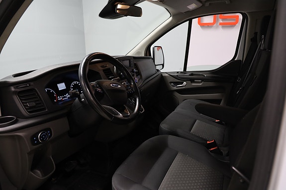 Ford Transit Custom 6 of 13