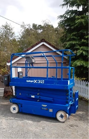 UpRight X32 sakselift 2 of 5