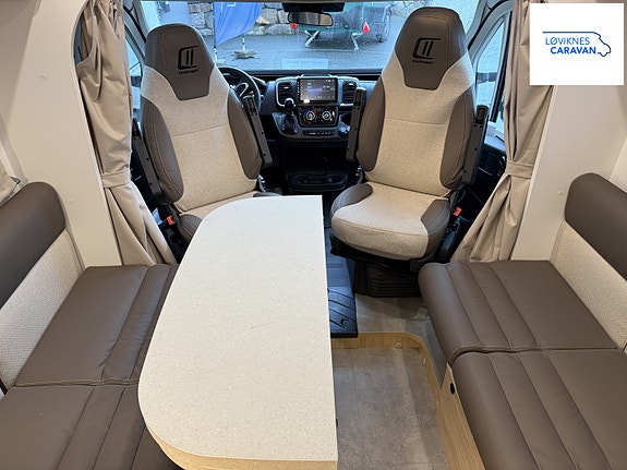Challenger 318 ULTIMATE EDITION - Nyhet! - Queenbed - Adaptiv Cruisekontroll 9 of 30