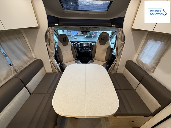 Challenger 318 ULTIMATE EDITION - Nyhet! - Queenbed - Adaptiv Cruisekontroll 11 of 30