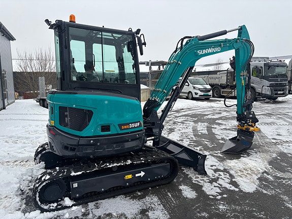 Sunward SWE35UF  4100kg 5 of 5