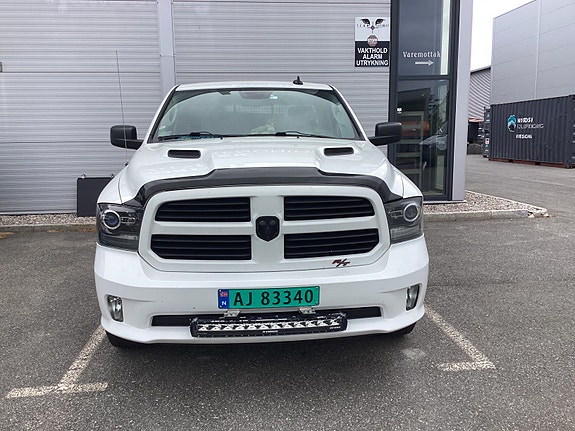 Dodge RAM 2 of 5