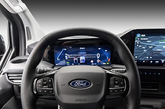 Ford Transit Custom 11 of 28