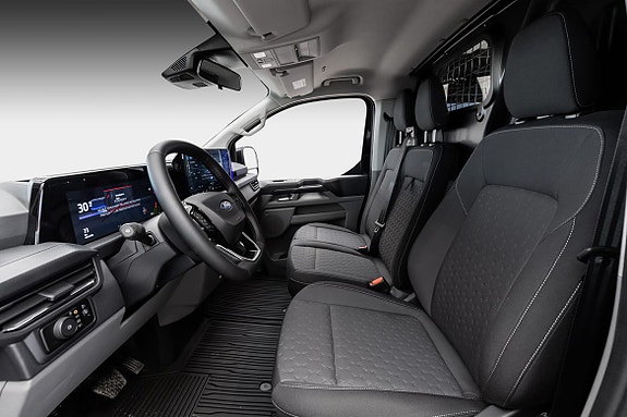 Ford Transit Custom 22 of 28