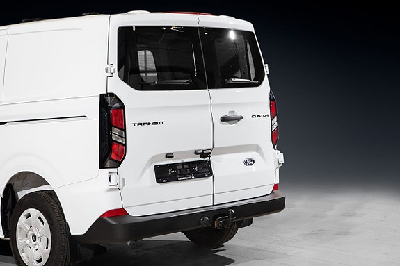 Ford Transit Custom 7 of 27